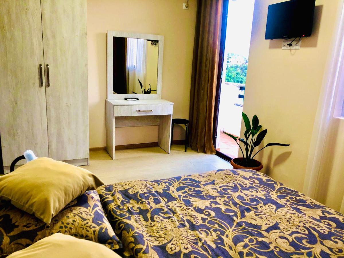Holiday House Green Cape Batumi Hotel Mtsvane Konts'khi Exterior foto